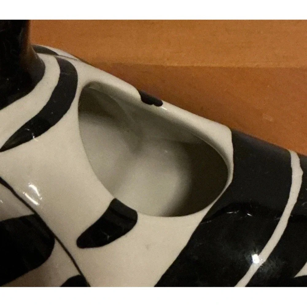 Blue Sky Teapot Clancy Hearts Black White Striped Cat Teapot Bird Hearts Signed